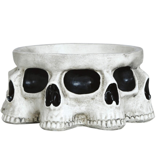 Bol avec crânes sinistres