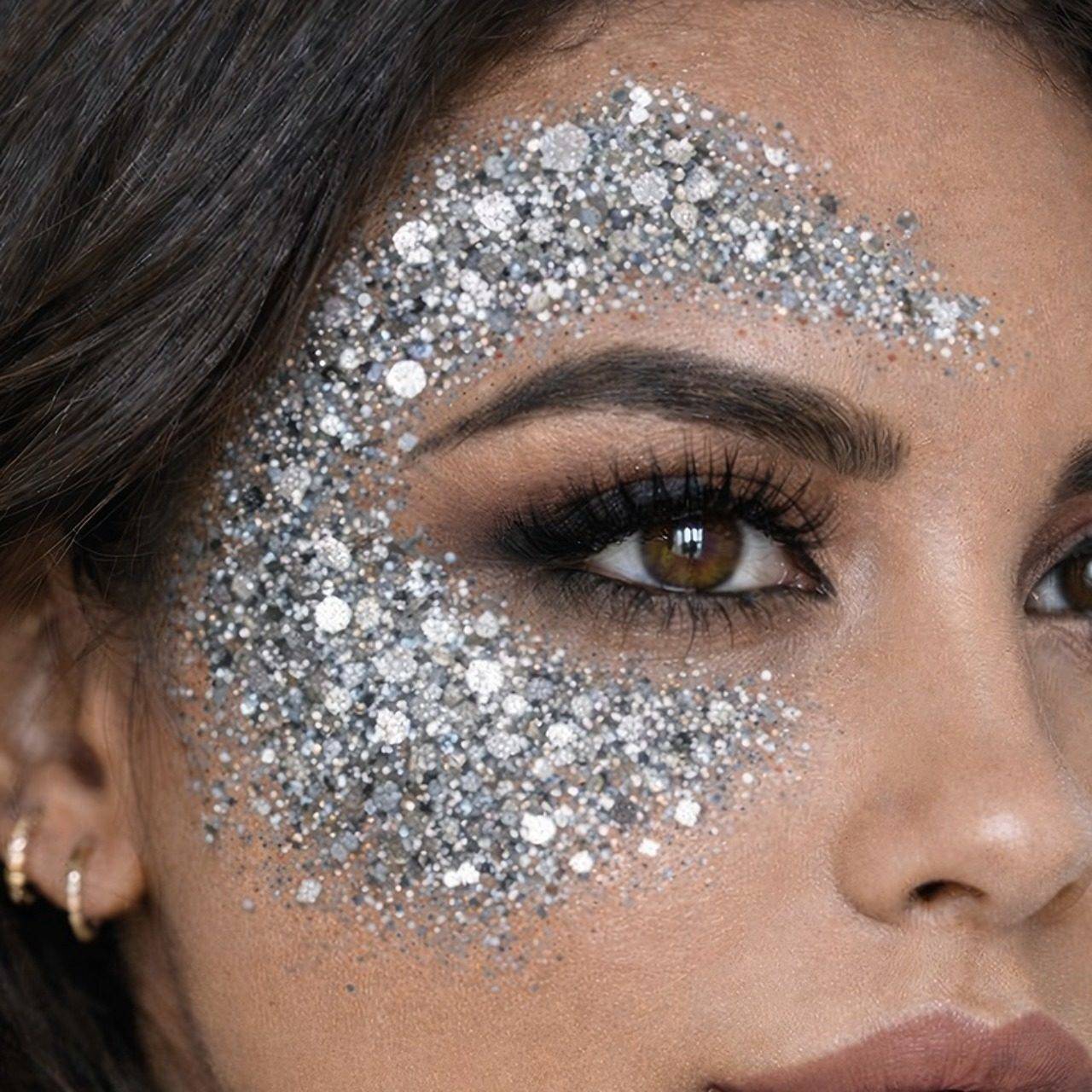 Stick Maquillage à Paillettes Argent