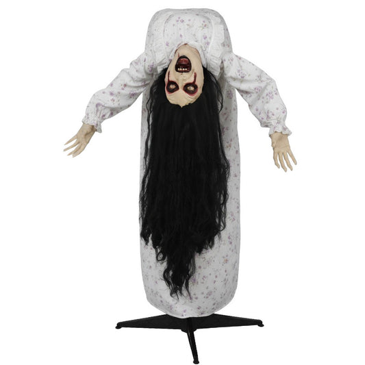 Fille de L'Exorciste Possédée