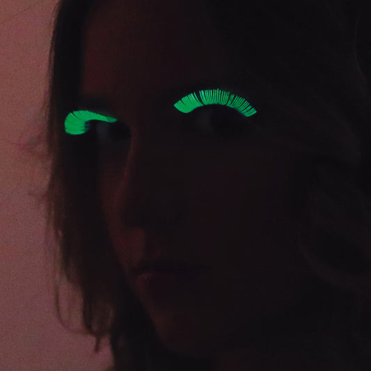 Cils fluorescents