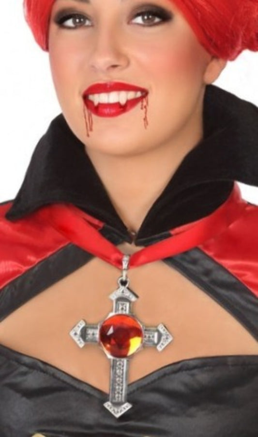 Collier Croix Sinistre