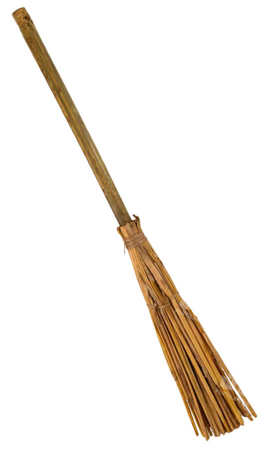 Petit Balai en paille